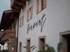 NEUWIRT - Boutiquehotel & Wirtshaus, Hotel in Bad Vigaun