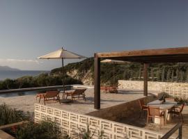 PHÂRUS Boutique Villa in Meganisi with Private Pool & Sea View, hotel a Vathí