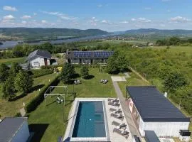 Natura Hill Zebegény - Butik szobák és Étterem