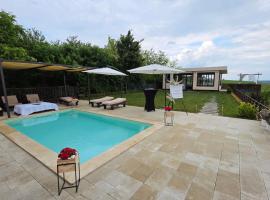 Vino & Vista, hotel u gradu Ripanj
