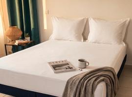 ZAYON HÔTEL ylang, hotel in Labattoir
