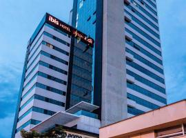 ibis Palmas Avenida JK، فندق في بالماس