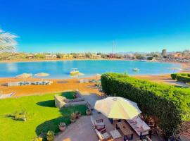 El Gouna Nubian Lagoonfront Villa - 4BR, 9 Guests, hotel di El Gouna