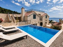 Steinhaus Villa Ane: Tučepi şehrinde bir otel