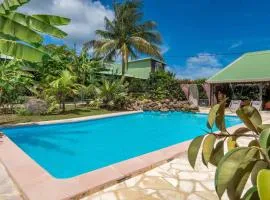 Gites villa bagatelle piscine et Plage à 900m