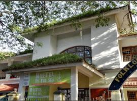 Hostel By The Sea Fort Kochi, hótel í Cochin