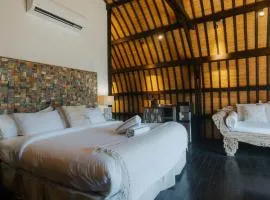 4 Elements - Contadora Island