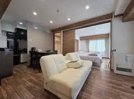 NEW PS508 Susukino Family Room