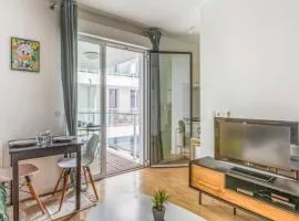 Studio with balcony in the heart of La Rochelle