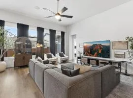 The Wandering Key Gather and Unwind, Sleeps 14