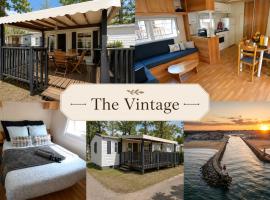 Le Vintage - Terrasse & Vacances en Famille C La Vieconciergerie, Hotel in Capbreton