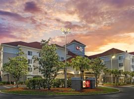 Best Western Plus Orlando Lake Buena Vista South Inn & Suites, hotel sa Kissimmee