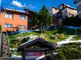 Hostel Inn Bariloche, hotel v destinácii San Carlos de Bariloche