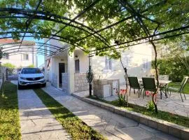 Villa Sonja Apartment & Garden