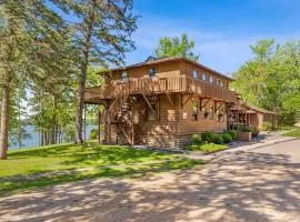 Cabin #11 Upstairs Loft 2BR 2BA Timberlane Resort