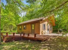 Cabin #12 2BR 1BA w Loft Timberlane Resort