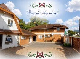 Pousada Agradável Pomerode, hotel di Pomerode