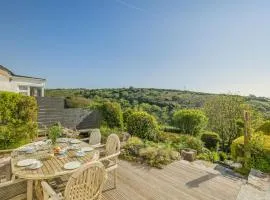 4 Bed in Tintagel oc-trev