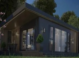 Luxury Glamping pod, En-Suite with Hot Tub