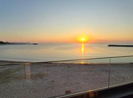 La Plage Boutique, hotell i Mangalia