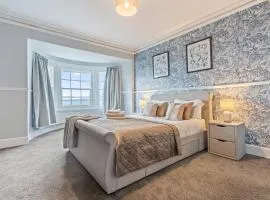 Bay Apartment 2