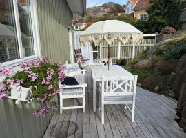 4 person holiday home in SKÄRHAMN, Hotel in Skärhamn