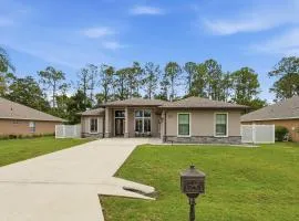 Modern 3BR Retreat Heated Pool & Large Game Room