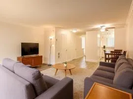 Townhome in Redondo near beach 8ppl washer&dryer