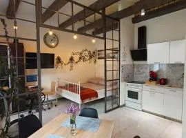 La La Loft