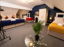 The Crew House - Contractor Base with Fast WiFi & Free Parking