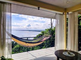 Mar y Sombra Villas, hotelli kohteessa Quepos