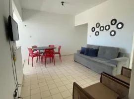 Apart perto da Orla com garagem e portaria