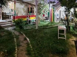 Aisha Guest House And Restaurant