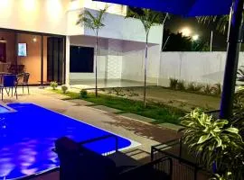 casa com piscina