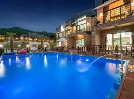 Gyeongju Le Reve Pension