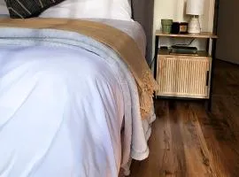 Modern retro private apartment