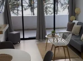 Apartamento Moderno Frente al Mar Tucacas