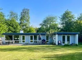 4 Bedroom Nice Home In Thyholm