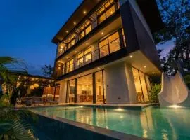 Manuel Antonio Tree House Villas - 4 Bedrooms