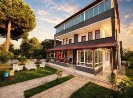 Villa close to the sea surrounded by nature