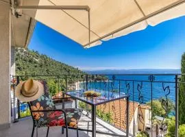 Beachside Villa Mia Apartments