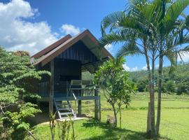 Poopha home stay, hotell i Amphoe Pai