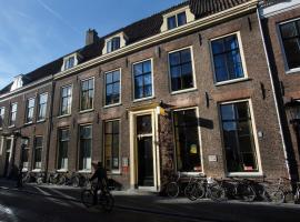 Strowis Hostel, hotell i Utrecht