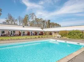 Lovely Newlyrenovated Holiday Apartment Bornholm