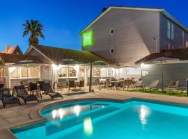 ibis Styles Aubagne Gemenos, hotel a Gémenos