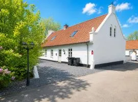 Unikt restaureret gæstehus, tæt på Blokhus