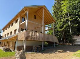 Dog-friendly holiday apartment in Bregenzerwald, Hotel in Sibratsgfäll