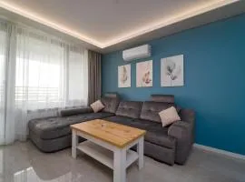 Blue Home Atana Near Airport
