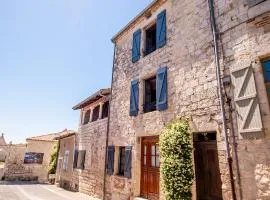 Logis de la Bastide, climatisé au coeur du village