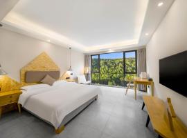 Jianshanxi Designer Hotel, готель у місті Mount Siguniang